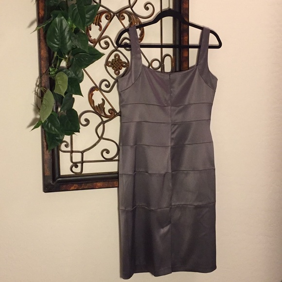 NWOT 💗Beautiful satin dress for special event - Picture 7 of 7
